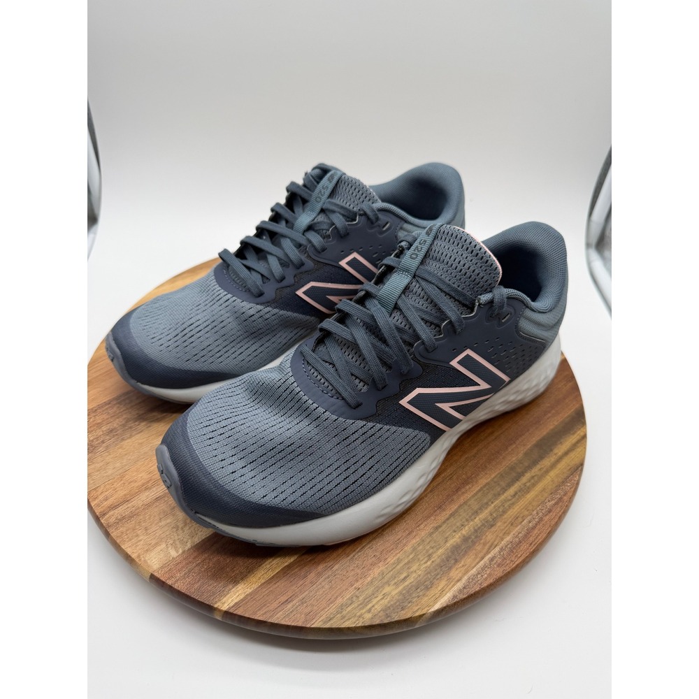 New Balance‎ 520v7 Grey Pink Women's Size 10 Running Shoes Sneakers  0343
